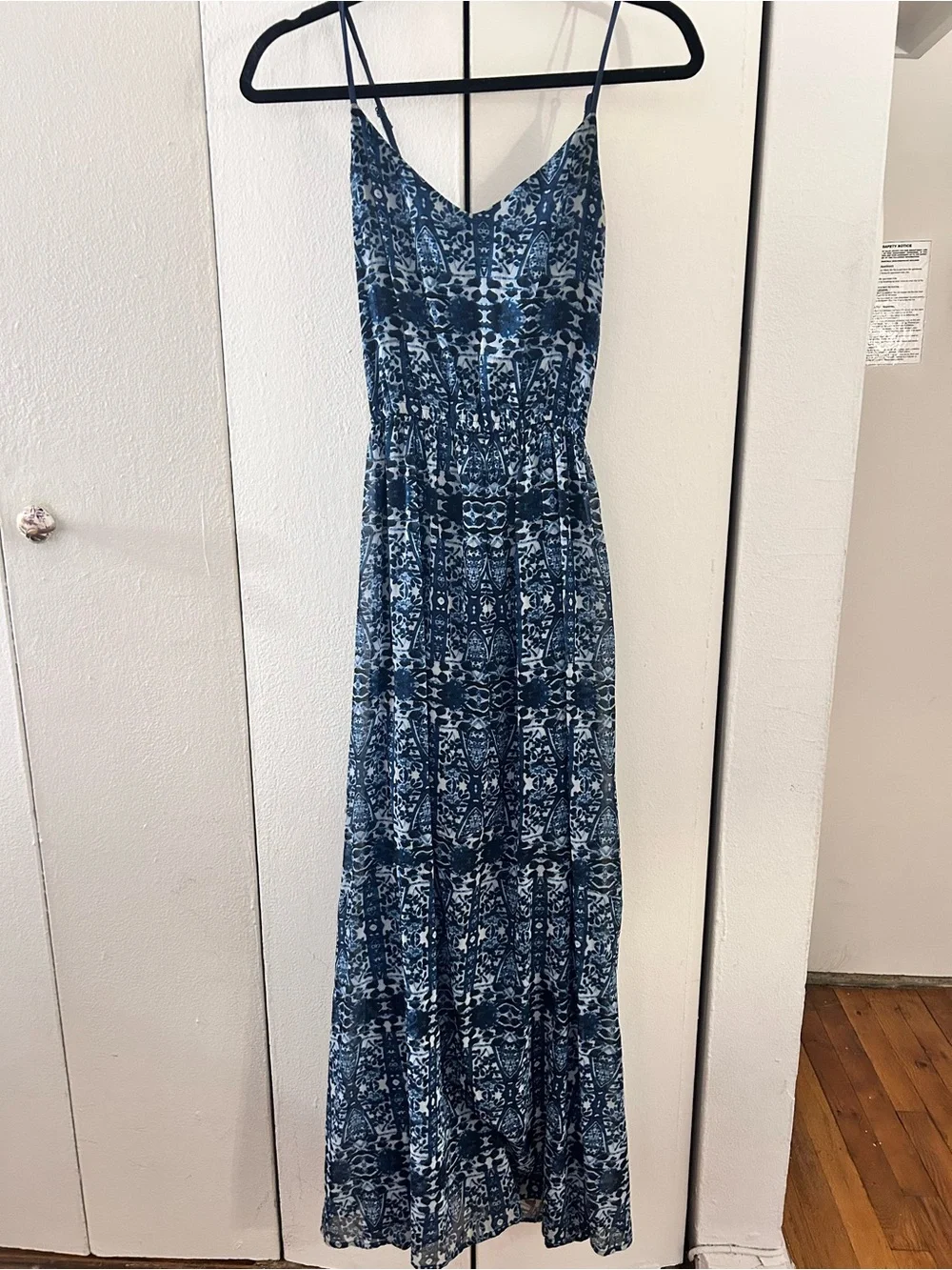 Abercrombie & Fitch Blue Patterned Spaghetti-Strap Maxi Dress